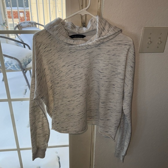 Abercrombie & Fitch Tops - Abercrombie & Fitch sweatshirt (beater)